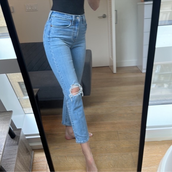 2 pairs of Levi jeans - Picture 8 of 9